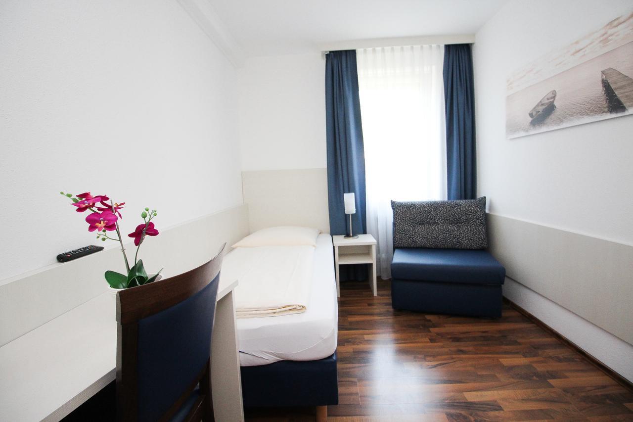 Hotel Olympia Мюнхен Экстерьер фото
