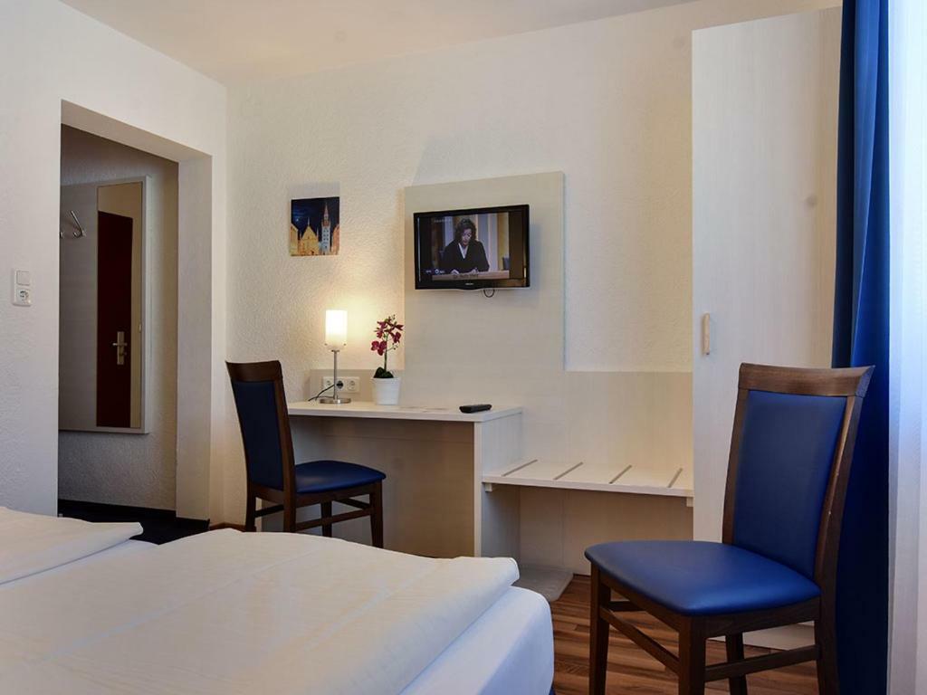 Hotel Olympia Мюнхен Экстерьер фото